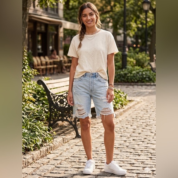Abercrombie & Fitch Pants - Abercrombie & Fitch Women’s Light Blue High Rise Denim Shorts Distressed Size 6